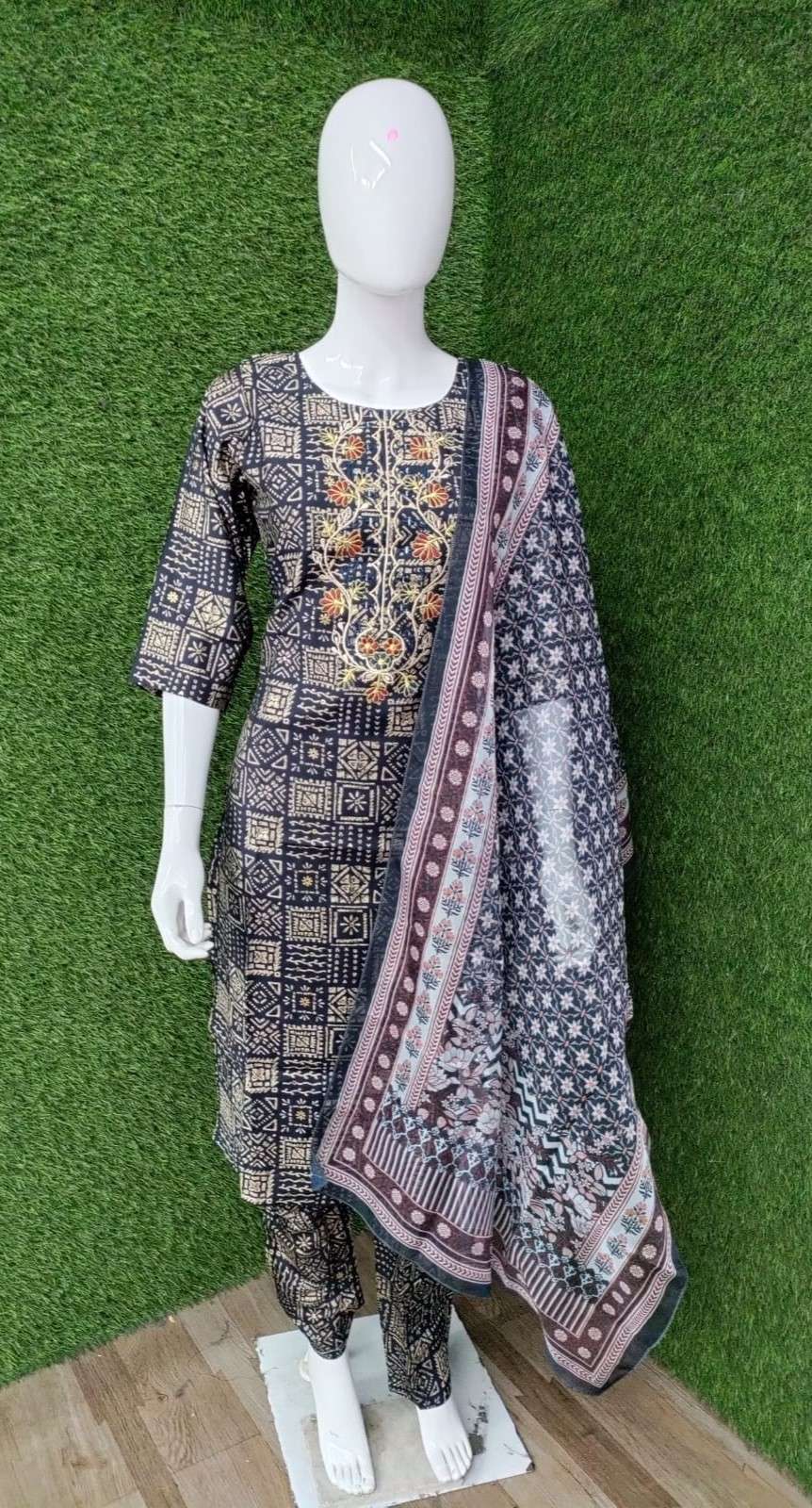 BEMITEX INDIA PRESENT DIGITAL VISCOSE MODAL FAB WITH FULL INNER AND NECK WORK READYMADE 3 PIECE SUIT COLLECTION WHOLESALE SHOP IN SURAT